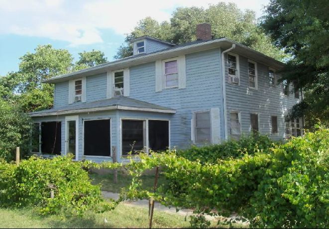 The Old Blue farmhouse